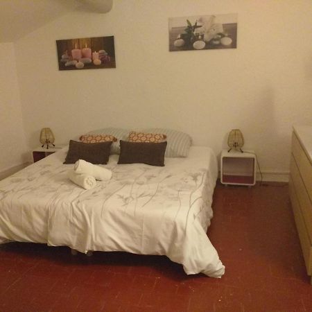 Deux M Bed and Breakfast Villes-sur-Auzon Exterior foto