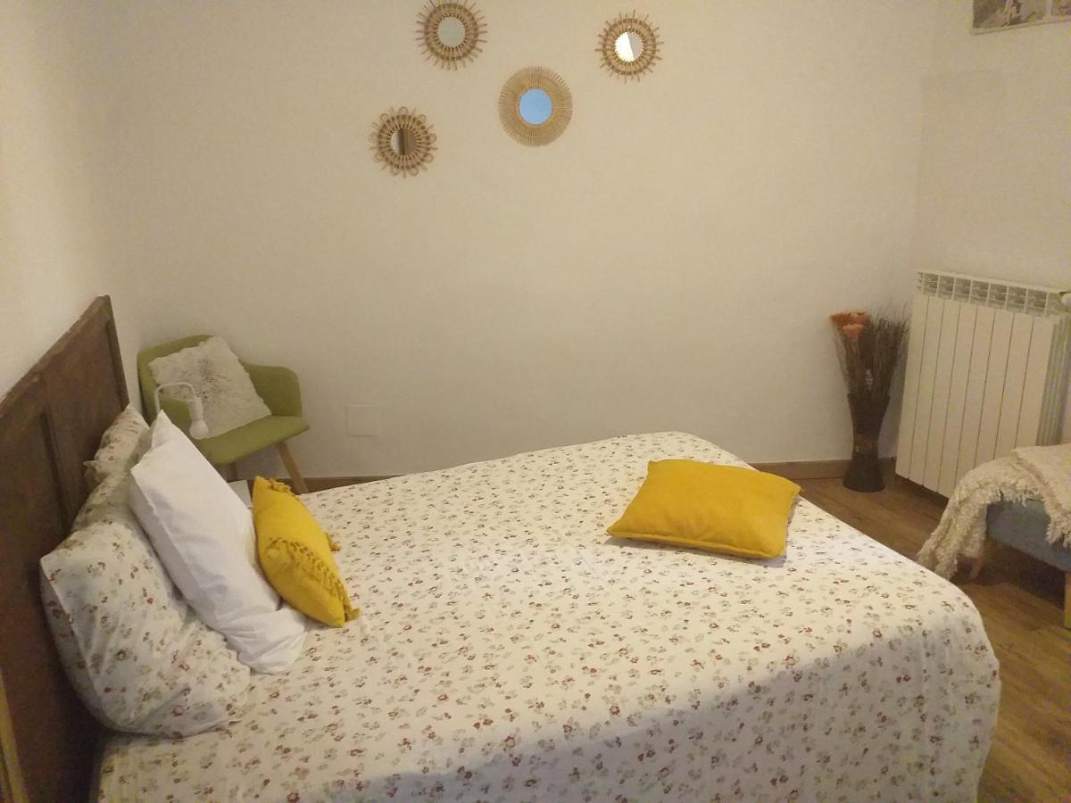 Deux M Bed and Breakfast Villes-sur-Auzon Exterior foto